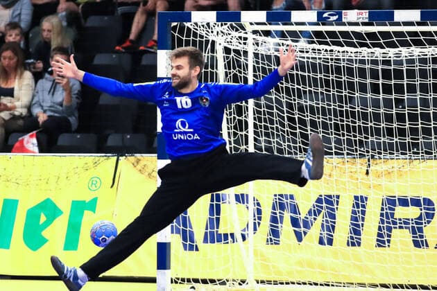 HANDBALL - AUT vs NED, test match GRAZ,AUSTRIA,27.OCT.19 - HANDBALL - OEHB international match, Länderspiel, Nationalmannschaft Austria vs Netherlands, test match. Image shows Florian Kaiper (AUT). GEPAxpictures xMarioxBuehner