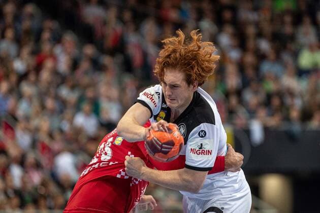 Handball Hannover 26 10 2019 Day of Handball DHB International Match Germany GER Croatia CRO Lukas Stutzke Germany, No 39 MUSA Zeljko Croatia, No 28