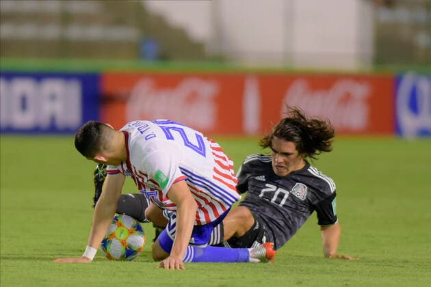 Sub 17 Paraguay e Mexico BRASÍLIA, DF - 28.10.2019: SUB 17 PARAGUAY E MEXICO - Diego Torres and Bruce El-likeri Paraguay and Mexico. Match valid for the FIFA U17, U 17 World Cup group stage. Bezerrão Stadium in Gama. Brasilia DF. (Photo: Reinaldo Reginato Fotoarena) x1821324x  ReinaldoxReginato