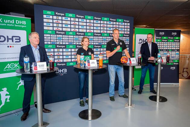 Stuttgart, Germany 29 October 2019 DHB Women Press Conference WM Japan v left Mayor Dr Martin Schairer City of Stuttgart , Team Manager Maren Baumbach Germany , Trainer Henk Groener Germany , Tim Oliver Kalle DHB Communication Stuttgart Scharrena Baden Württemberg Germany