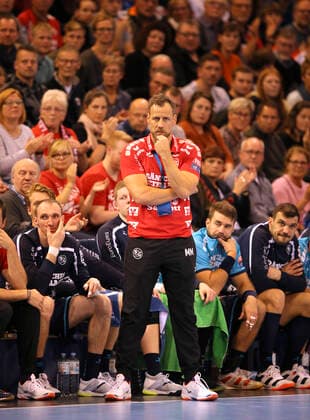 Photo skeptical expression at coach Maik Machulla Flensburg Handball Men Champions League Mi 30 10 2019 SG Flensburg Barcelona