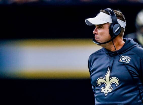 NEW ORLEANS, LA - OCTOBER 27: New Orleans Saints head coach Sean Payton looks on during the game between the New Orleans Saints and the Arizona Cardinals on October 27, 2019 at the Mercedes-Benz Superdome in New Orleans, LA. (Photo by Stephen Lew Icon Sportswire) NFL, American Football Herren, USA OCT 27 Cardinals at Saints Icon1910274157