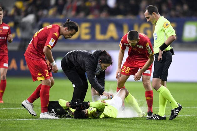 30 JEREMY AYMES (MANS) - BLESSURE FOOTBALL : Le Mans vs Nice - Coupe de la Ligue - 30 10 2019 AnthonyBIBARD FEP Panoramic 