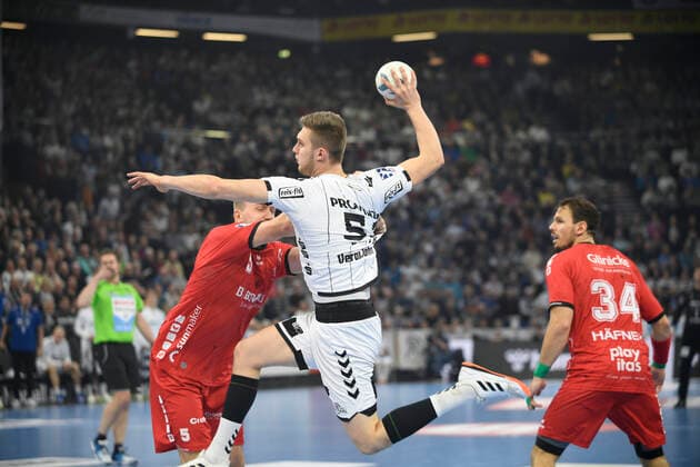 Nikola Bilyk THW Kiel vs. Julis Kühn Melsungen , Handball Bundesliga, Liqui Moly HBL, Men, 11 Matchday, THW Kiel vs Melsungen, 31 10 19 Kiel Sparkassen Arena Schleswig Holstein Germany