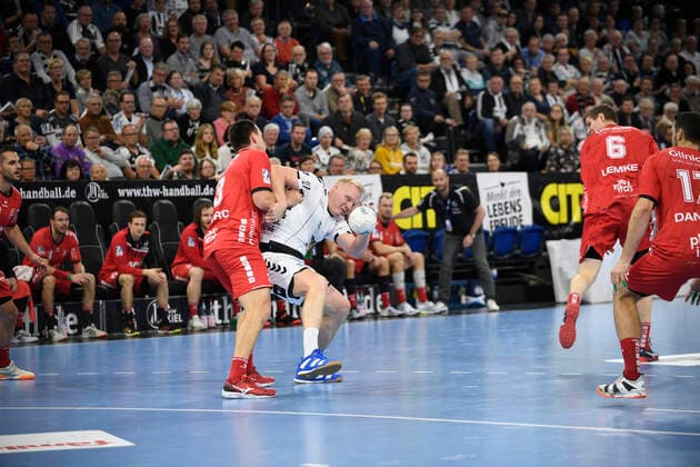Patrick Wiencek THW Kiel vs. Marino Maric Melsungen, Handball Bundesliga, Liqui Moly HBL, Men, 11 Matchday, THW Kiel vs. Melsungen, 31 10 19 Kiel Sparkassen Arena Schleswig Holstein Germany