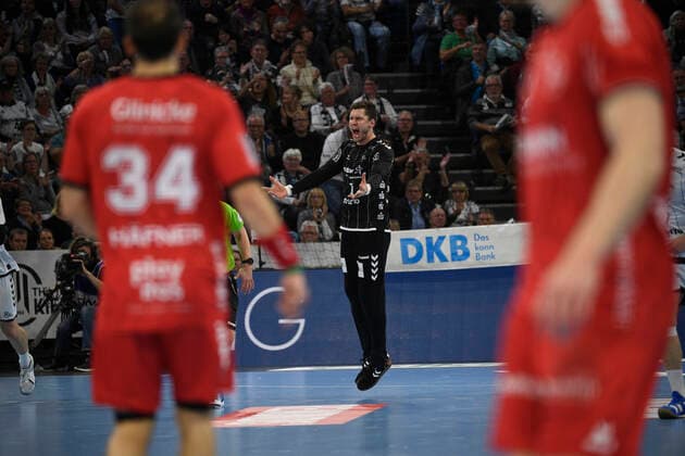 Niklas Landin Jacobsen THW Kiel cheers, Handball Bundesliga, Liqui Moly HBL, Men, 11 game day, THW Kiel vs Melsungen, 31 10 19 Kiel Sparkassen Arena Schleswig Holstein Germany