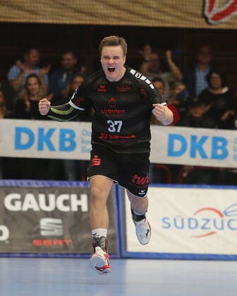 Max Neuhaus Ludwigshafen, 37 cheers his goal in the game TSG Ludwigshafen Friesenheim vs. Bergischer HC in the 1 Handball Bundesliga on 31 10 2019, TSG Ludwigshafen Friesenheim Bergischer HC, Handball, 1 Bundesliga, 31 10 2019 Ludwigshafen Copyright: xEibner-Pressefotox xMichaelxBermelx