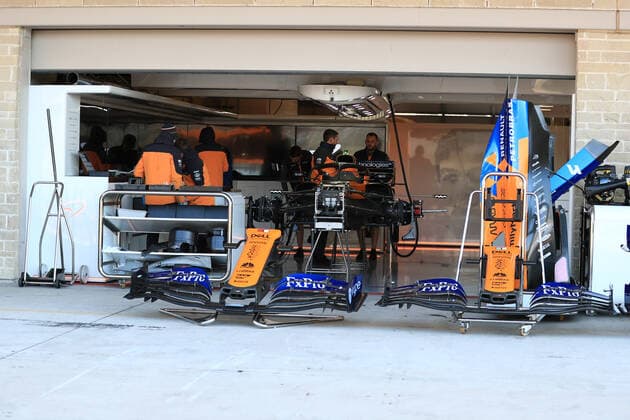 31st October 2019; Circuit of the Americas, Austin, Texas, United States of America; F1 United States Grand Prix, team arrival day; McLaren garage busy with mechanics building the cars - Editorial Use  ActionPlus12182278 LeannexBoon