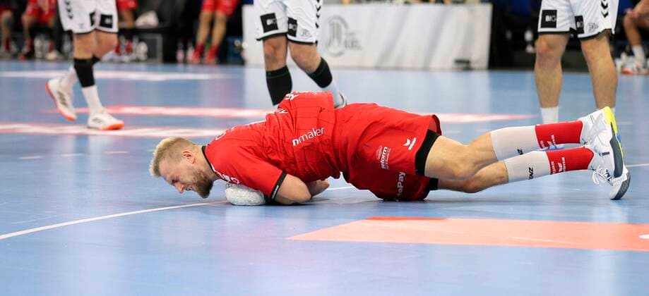 Photo devastated is Julius KÜHN Melsungen Handball Men 1 Bundesliga am Do 31 10 2019 THW Kiel SG Melsungen 38 26