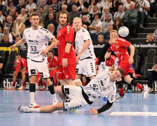 Photo Goal throw by Hendrik Pekeler Kiel Handball Men 1 Bundesliga am Do 31 10 2019 THW Kiel SG Melsungen 38 26