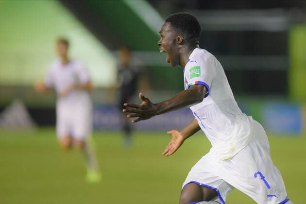 Sub 17 Mexico e Itália BRASÍLIA, DF - 31.10.2019: SUB 17 MEXICO E ITÁLIA - Degnand Gnonto scores for Italy during Under 17 Mexico and Italy. Match valid for the FIFA U17, U 17 World Cup group stage. Bezerrão Stadium in Brasilia, DF. (Photo: Reinaldo Reginato Fotoarena) x1823631x  ReinaldoxReginato