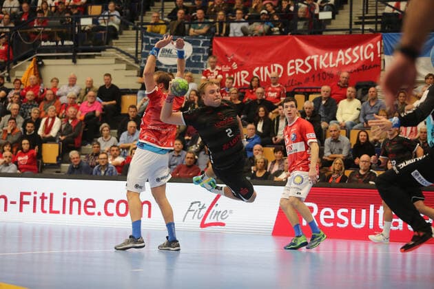 Frederic Stueber Ludwigshafen, 2 in the throw at the game TSG Ludwigshafen Friesenheim vs. Bergischer HC in the 1 Handball Bundesliga on 30 10 2019, TSG Ludwigshafen Friesenheim Bergischer HC, Handball, 1 Bundesliga, 30 10 2019 Ludwigshafen Copyright: xEibner-Pressefotox xMichaelxBermelx