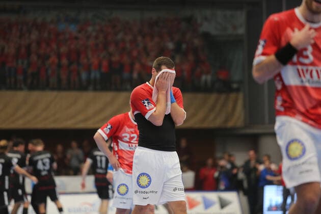 Tomas Babak Bergischer HC, 19 after the final whistle in the game TSG Ludwigshafen Friesenheim vs. Bergischer HC in the 1 Handball Bundesliga on 30 10 2019, TSG Ludwigshafen Friesenheim Bergischer HC, Handball, 1 Bundesliga, 30 10 2019 Ludwigshafen Copyright: xEibner-Pressefotox xMichaelxBermelx