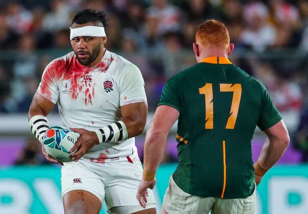 Bilder des Jahres 2019, Sport 11 November Sport Themen der Woche KW44 Sport Bilder des Tages 2019 Rugby World Cup Final, International Stadium Yokohama, Yokohama, Japan 2 11 2019 England vs South Africa England s Billy Vunipola with South Africa s Steven Kitshoff Billy Vunipola with Steven Kitshoff 27 10 2019  Copyright: x©INPHO JamesxCrombiex JBN26327 copy