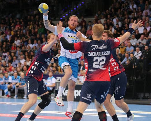 BAU 02 11 2019 Stuttgart Handball TVB Stuttgart vs SG Flensburg Handewitt, top Patrick Zieker TVB, top