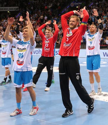 BAU 02 11 2019 Stuttgart Handball TVB Stuttgart vs SG Flensburg Handewitt, jubilation at TVB, in front v l Tim Roman Wieling, Johannes Bitter TVB