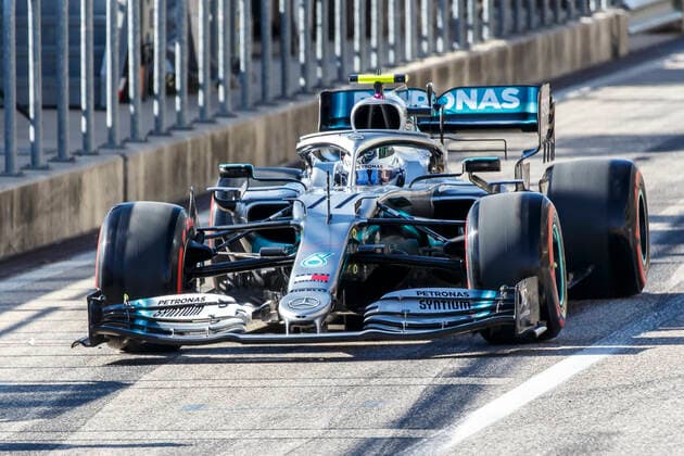 AUSTIN, TX - NOVEMBER 02: Mercedes AMG Petronas Motorsport driver Valtteri Bottas (77) of Finland leaves the pits during qualification. He eventually took pole at the F1 United States Grand Prix held November 2, 2019, at the Circuit of the Americas in Austin, TX. (Photo by Allan Hamilton Icon Sportswire) AUTO: NOV 02 F1 - United States Grand Prix Icon191102421