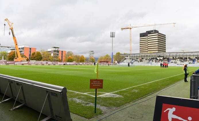 03 11 2019, xblx, Football 2 Bundesliga, SV Wehen Wiesbaden Hamburger SV emspor, v l Stadium Construction DFL DFB REGULATIONS PROHIBIT ANY USE OF PHOTOGRAPHS as IMAGE SEQUENCES and or QUASI VIDEO Wiesbaden