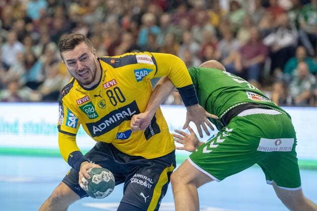 Handball Berlin 03 11 2019 1 Bundesliga HBL Season 2019 2020 Foxes Berlin Rhine Neckar Lion Jannik Kohlbacher Rhine Neckar, No 80 Paul Drux Foxes Berlin, No 95
