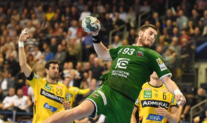 Mijajlo Marsenic Füchse , at the litter Füchse Berlin Rhein Neckar Löwen 1 Bundesliga, DKB Handballbundesliga, 2019 2020 Men, Men, Handball, Germany, Germany, Max Schmeling Halle Berlin, 3 11 2019