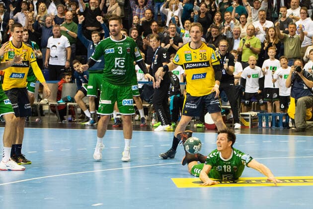 Hans Lindberg 18 Fuechse, Fuechse Berlin vs RN Loewen, 03 11 19, GER, Berlin, 03 11 19, HBL, Fuechse Berlin vs RN Loewen, Berlin Copyright: xUwexKoch xEibner-Pressefotox EP_ukh