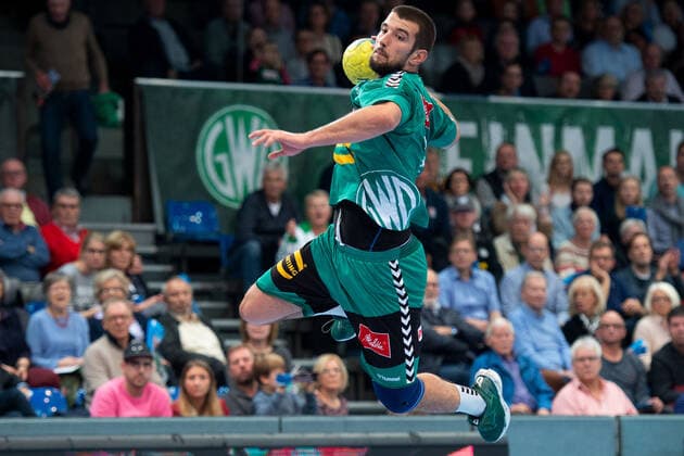 Minden, Germany 03 11 2019 1 Handball Bundesliga 2019 2020 GWD Minden vs HBW Balingen Weilstetten Lucas Meister Minden Minden North Rhine-Westphalia Germany Kampa Halle
