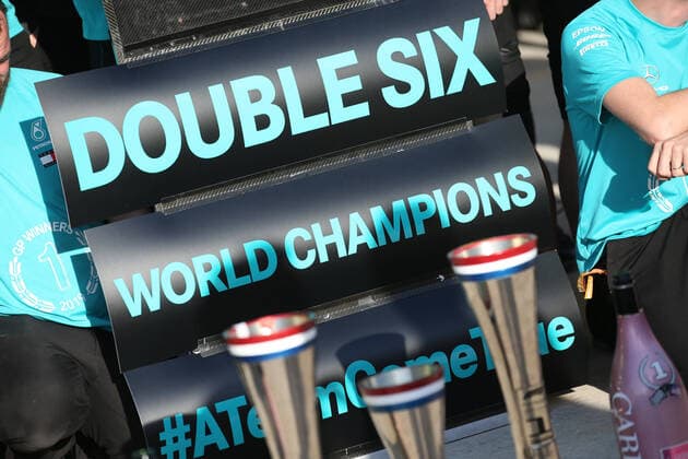 Photo4 LaPresse 03 11 2019 Austin, USA Grand Prix Formula One USA 2019 In the pic: Mercedes AMG F1 team celebrates the Lewis Hamilton (GBR) Mercedes AMG F1 W10 EQ Power winning of the 2019 World Champion  Copyright: xPhoto4 LaPressex