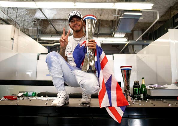 Motorsports: FIA Formula One World Championship, WM, Weltmeisterschaft 2019, Grand Prix of United States, 44 Lewis Hamilton (GBR, Mercedes AMG Petronas Motorsport) celebrates winning the F1 World Drivers Championship 2019 Austin United States of America