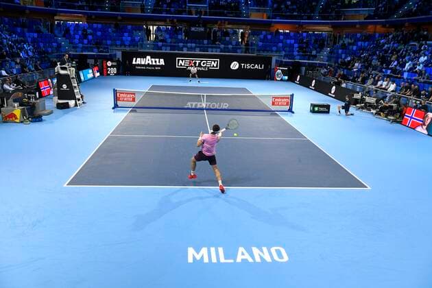 Sport Bilder des Tages IPP20191105 Tennis: Next Gen ATP, Tennis Herren Finals, il campo da tennis allestito al pallido (Verwendung nur in Deutschland - GERMANY ONLY) *** IPP20191105 Tennis Next Gen ATP Finals, il campo da tennis allestito al pallido Use only in Germany GERMANY ONLY 