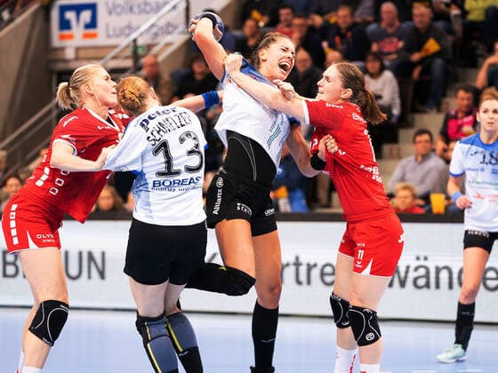 Emily Bölk Thüringer HC 20 , SG BBM Bietighheim vs Thüringer HC, Handball, Women, 1 Bundesliga, 06 11 2019 SG BBM Bietighheim vs Thüringer HC, Handball, Women, 1 Bundesliga, 06 11 2019 Ludwigsburg Copyright: xEibner-Pressefoto MichaelxSchmidx FAG