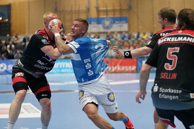 GER, 1 HBL men, Bergischer HC vs. HC Erlangen 07 11 2019, Klingenhalle, Solingen, GER, 1 HBL men, Bergischer HC vs. HC Erlangen, in picture shows Linus Arnesson BHC 24 , with one goal throw nordphotox xMeuter nph00351
