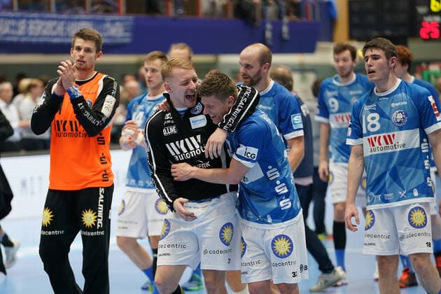 GER, 1 HBL men, Bergischer HC vs. HC Erlangen 07 11 2019, Klingenhalle, Solingen, GER, 1 HBL men, Bergischer HC vs. HC Erlangen, in picture picture shows BHC is happy after the end of the game nordphotox xMeuter nph00351