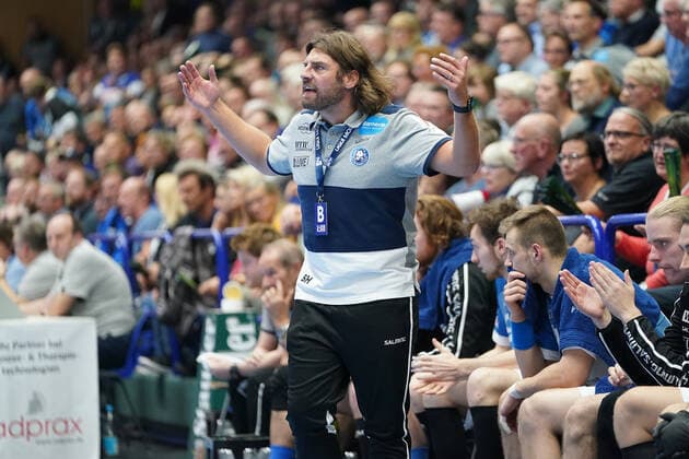 GER, 1 HBL men, Bergischer HC vs. HC Erlangen 07 11 2019, Klingenhalle, Solingen, GER, 1 HBL men, Bergischer HC vs. HC Erlangen, in the picture picture shows Sebastian Hinze head coach BHC , excited violently, gestures, facial expressions, nordphotox xMeuter nph00351