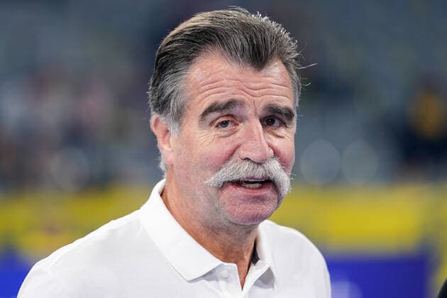 Heiner Brand TV expert for sky, single picture, action, action, portrait, portrait, joy, friendly, happy, happy, radiant, optimistic, 07 11 2019, Mannheim Germany , handball, Bundesliga, Rhein Neckar Löwen THW Kiel xozx