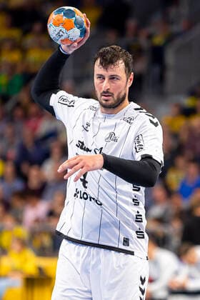 Mannheim, Germany 07 November 2019 HBL 19 20 Rhein Neckar Löwen vs THW Kiel Domagoj Duvnjak THW Kiel Mannheim SAP Arena Baden Württemberg Germany