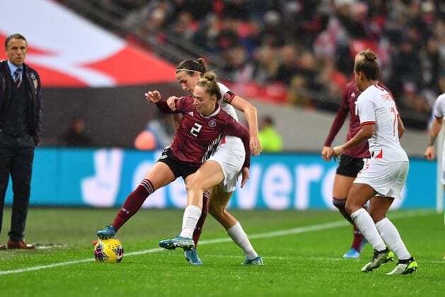 Duel, duel, tackle, tackling, dynamics, action, Sophia Kleinherne Germany, DFB Women 2 Jill Scott England , Lionesses 8 , 09 11 2019, London England , football, friendly England Germany xmkx