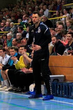 2 Bundesliga Handball VfL Luebeck Schwartau TV Emsdetten i09 11 2019, Hansehalle Luebeck, GER, 2 Bundesliga Handball VfL Luebeck Schwartau TV Emsdetten in picture picture shows Trainer Piotr Przybecki VfL Luebeck Schwartau nordphotox xTauchnitz nph00059