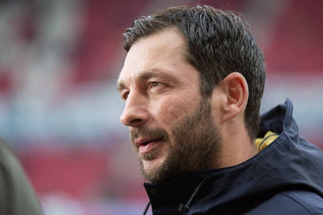 1 FSV Mainz 05 1 FC Union Berlin, 1 FBL trainer Sandro Schwarz Mainz in interview According to the DFL, German Football League, it is forbidden to use photographs taken in the stadium and or from the match in the form of sequence pictures and or video-like photo sequences, or to have them used DFL regulations prohibit any use of photographs as image sequences and or quasi video , Mainz Rheinland Pfalz Deutschland Opel Arena