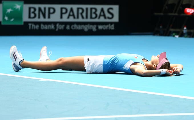 TENNIS FED CUP FINAL, Kristina Mladenovic of France celebrates winning her match against Ash Barty of Australia on day 2 of the Fed Cup Final tennis competition between Australia and France at RAC Arena in Perth, Saturday, November 10, 2019. ( NO ARCHIVING, EDITORIAL USE ONLY, NO USE IN BOOKS WITHOUT CONSENT PERTH WA AUSTRALIA  Copyright: xGARYxDAYx 20191110001431847056