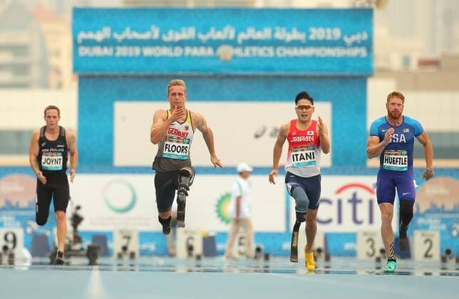 Bilder des Jahres 2019, Sport 11 November Sport Themen der Woche KW45 Sport Bilder des Tages Dubai 2019 World Para Athletics Championships; United Arab Emirates, 10.11.2019 Johannes Floors (GER) läuft neuen Weltrekord über 100m waehrend der World Para Athletics Championships am 10.11.2019 im Club for People of Determination in Dubai (Vereinigte Arabische Emirate). *** Dubai 2019 World Para Athletics Championships United Arab Emirates, 10 11 2019 Johannes Floors GER runs new world record over 100m during the World Para Athletics Championships on 10 11 2019 at the Club for People of Determination in Dubai United Arab Emirates Copyright: xBEAUTIFULxSPORTS MarcusxHartmannx