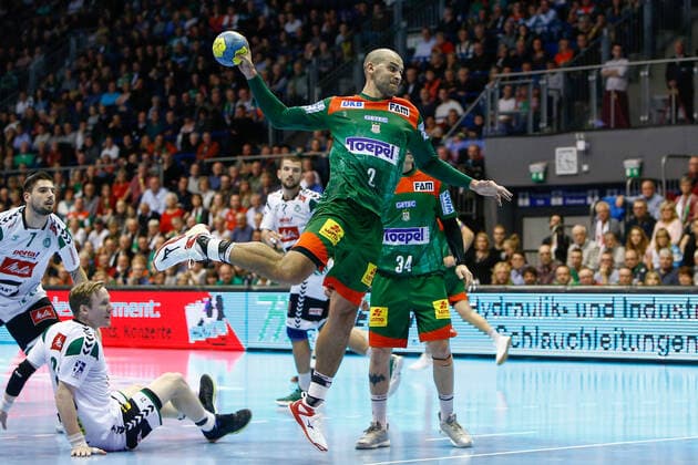 10 11 2019, xtgx, Handball Liqui Moly HBL, SC Magdeburg GWD Minden emspor, v l Zeljko Musa Magdeburg, 2 scores goal, goal scorer, scored goal, scores the goal GETEC Arena