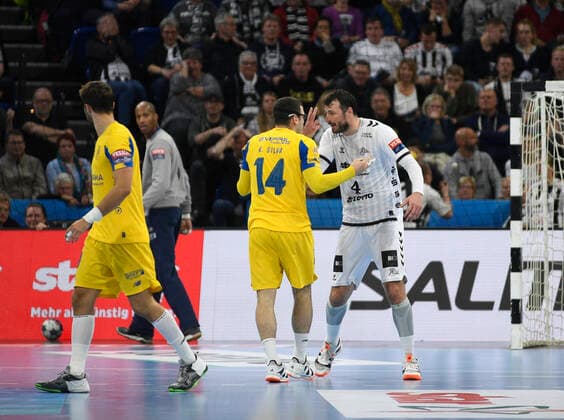 Domagoj Duvnjak THW Kiel and Rui Silva Sousa Porto, Handball, Men, THW Kiel vs. FC Porto, Champions League, 7 Matchday, Group Phase, 10 11 19 Kiel Sparkassen Arena Schleswig Holstein Germany