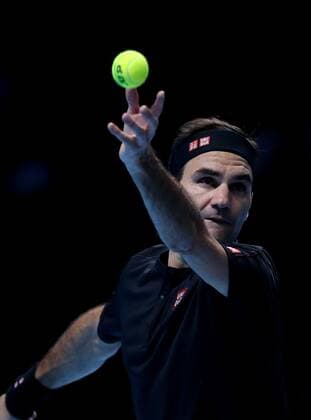 Great Britain, London, O2 Arena - Nitto ATP, Tennis Herren Finals 2019 - DAY 1 - 10 11 2019 Swiss player Roger Federer (SUI) pictured pictured during his first round robin match against Dominic Thiem (AUT) in London, O2 Arena at Nitto ATP Finals 2019 TENNIS : ATP Finals - Londres - 10 11 2019 PhotoNews Panoramic 