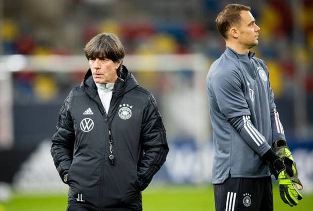 Düsseldorf, 13 11 2019 Coach Joachim Löw Germany , Goalkeeper Manuel Neuer Deutschland Germany Training