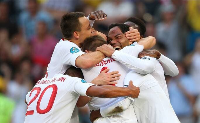 John Terry England Players & Joleon Lescott Celebrate Goal France V England Euro 2012 Euro 2012 France V England Donbass Arena, Donetsk, Ukraine 11 June 2012  Copyright: MaryxEvansxAllstarxStewartxKendall 12535751 editorial use only