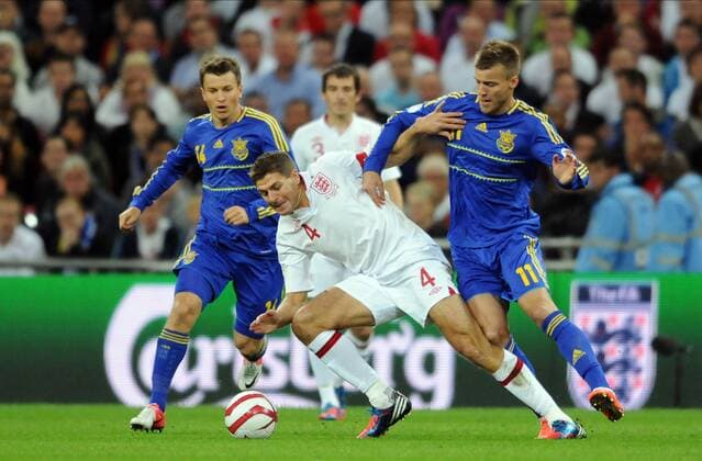 Steven Gerrard & Andrii Iarmolenko England V Ukraine England V Ukraine, FIFA World Cup, WM, Weltmeisterschaft, Fussball 2014 Qualifier Wembley Stadium, London, England 11 September 2012  Copyright: MaryxEvansxAllstarxMichalxMayhew 12540762 editorial use only