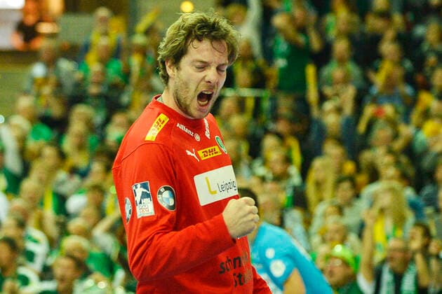 1 Handball Bundesliga 2019 2020, Match 1 13 112, 13 Matchday, SC DHfK Leipzig vs. Rhein Neckar Löwen 14 11 2019 Jens Vortmann Tormann DHfK Leipzig, Rueckennummmer 1 jubilnd nach einer Parade im Handball Bundesliga Match Leipzig vs. Rhein Neckar Löwen 14 11 2019 Leipzig Sachsen Deutschland Arena Leipzig Am Sportforum 2