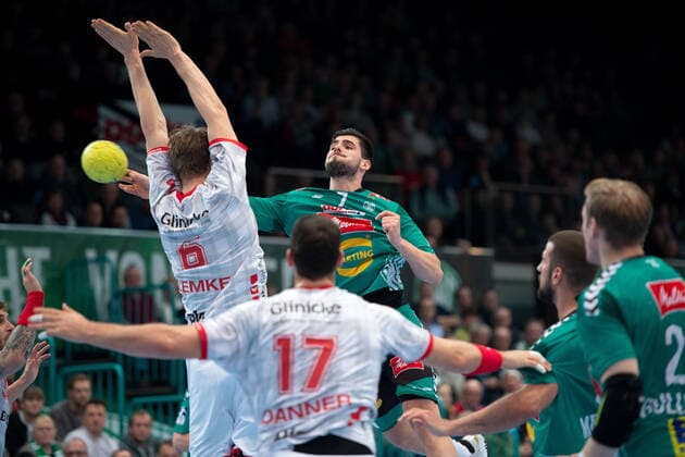 Minden, Germany 14 11 2019 1 Handball Bundesliga 2019 2020 GWD Minden vs MT Melsungen L R Finn Lemke Melsungen , Savvas Savvas Minden Minden North Rhine-Westphalia Germany Kampa Halle