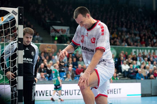 Minden, Germany 14 11 2019 1 Handball Bundesliga 2019 2020 GWD Minden vs MT Melsungen Marino Maric Melsungen Minden North Rhine-Westphalia Germany Kampa Halle