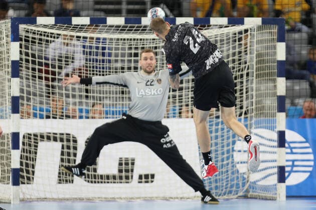 Zagreb, 14.11.2019. - Arena Zagreb hall, 2019 20 EHF Men s Champions League Group Phase. HC PPD Zagreb (black) - RK Celje Pivovarna Lasko (yellow) 27:31 SPENDE Aleksander (24) vs FERLIN Klemen (22) 